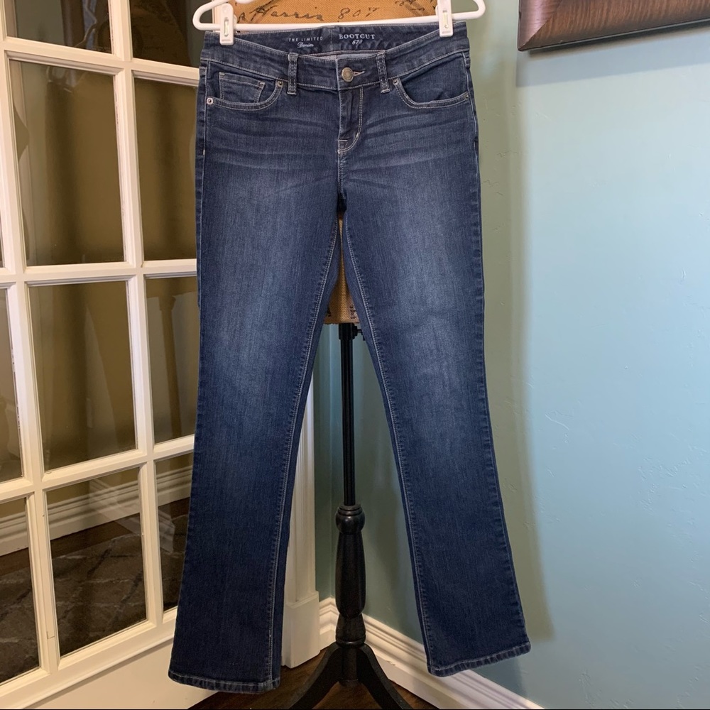 The Limited Bootcut Jeans 4R Womens